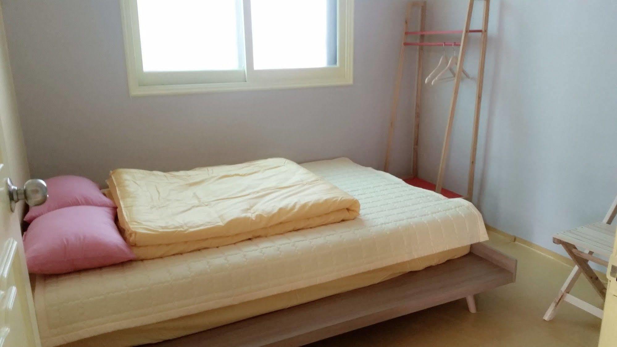 Egghouse Hotell Chuncheon Exteriör bild