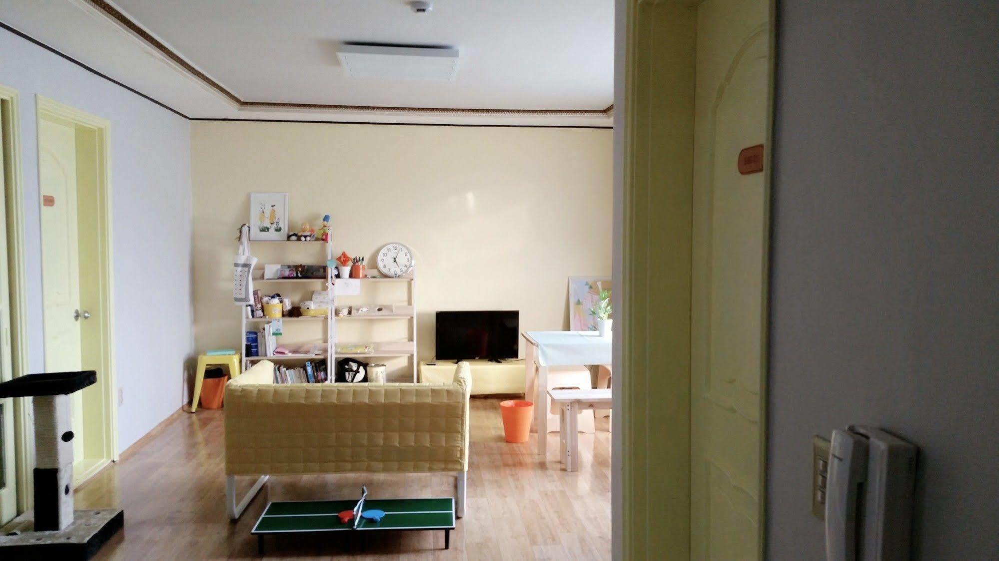 Egghouse Hotell Chuncheon Exteriör bild